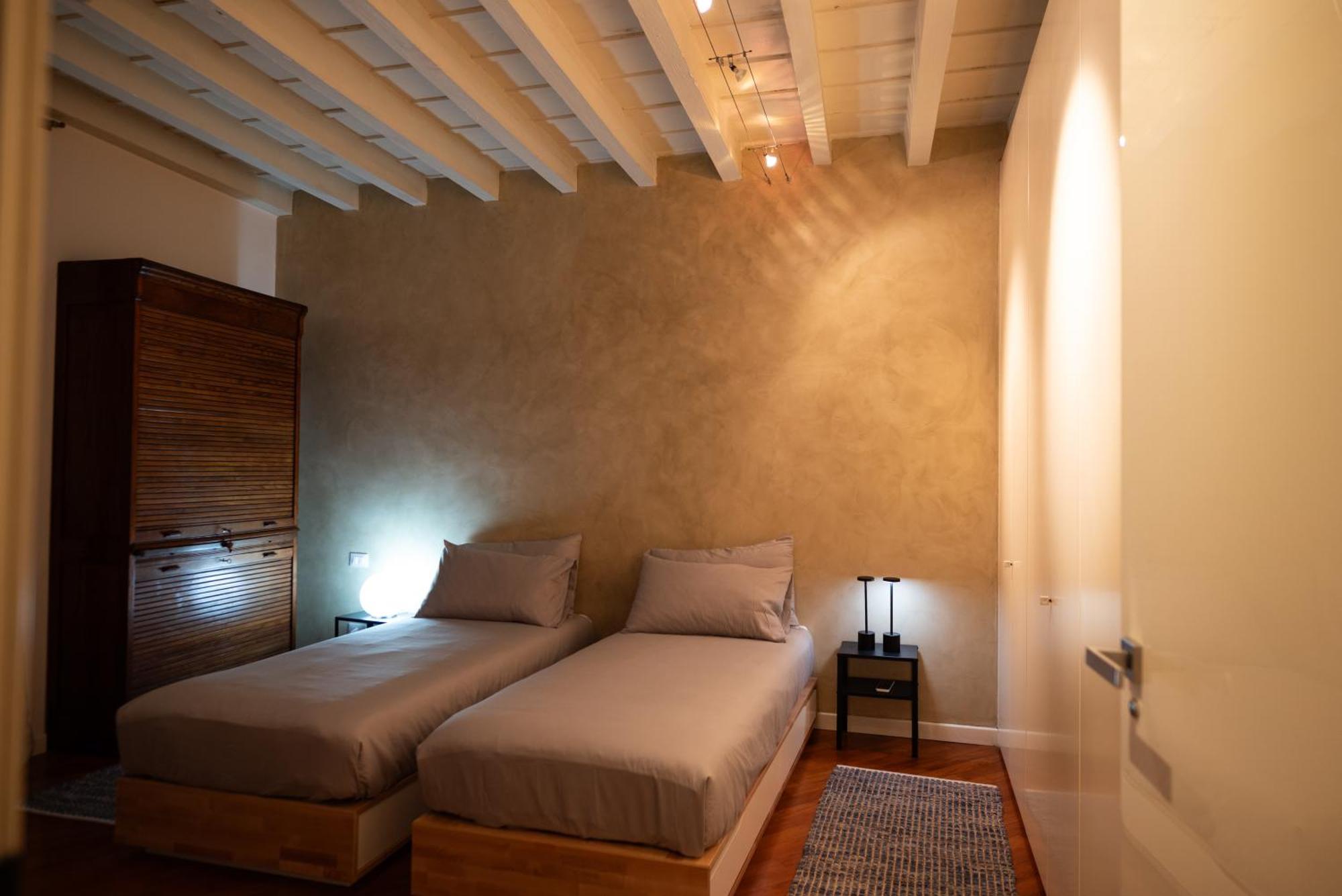 Suite N7 - Rifugio D'Epoca Con Posto Auto Brescia Luaran gambar